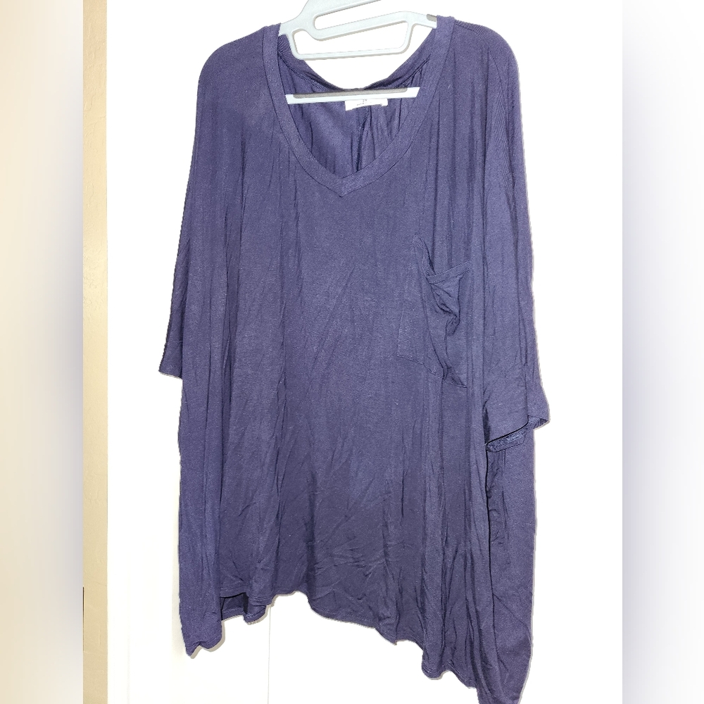 Navy Zenana V- Neck Tshirt - 3x